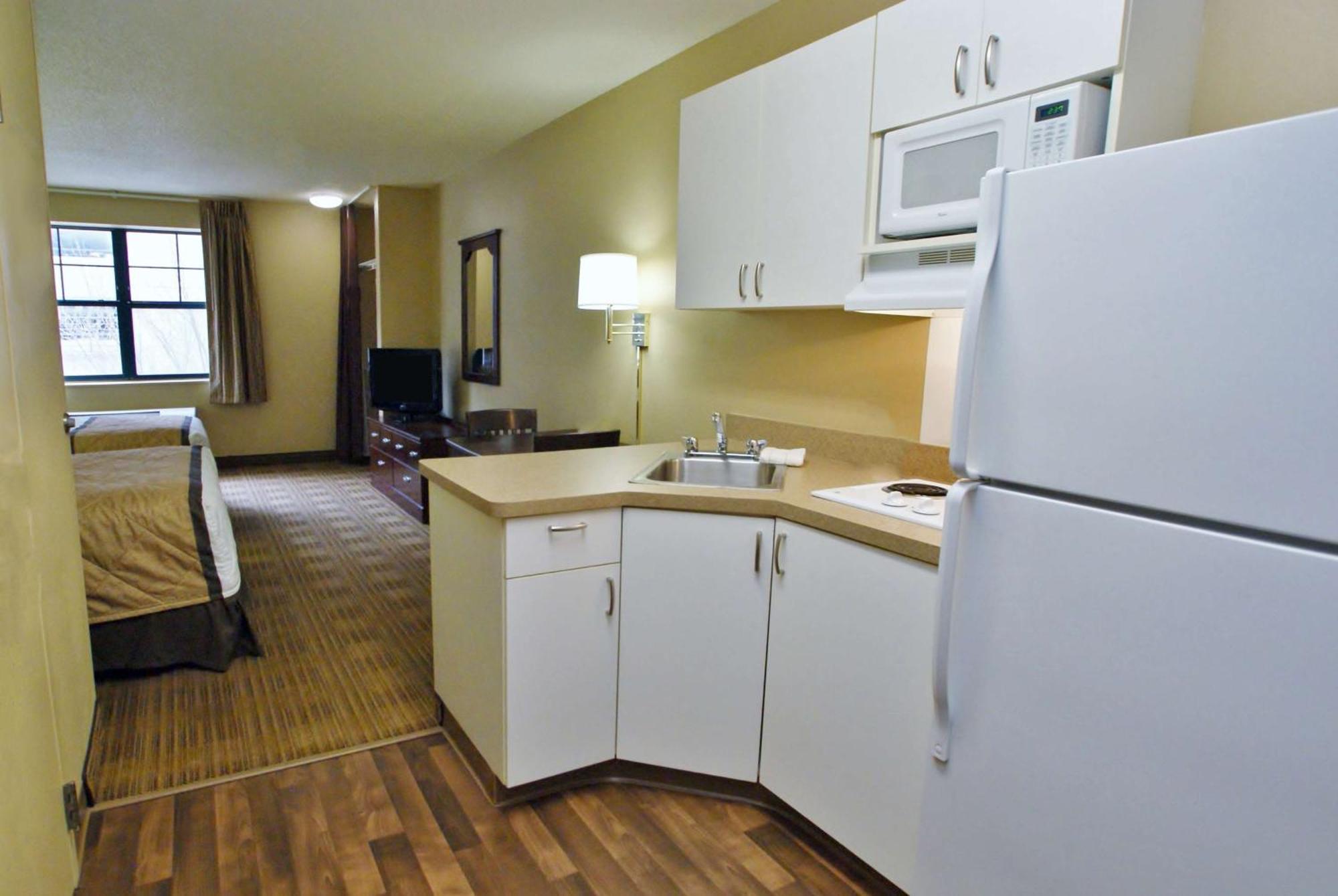 Extended Stay America Suites - Long Island - Melville Zewnętrze zdjęcie